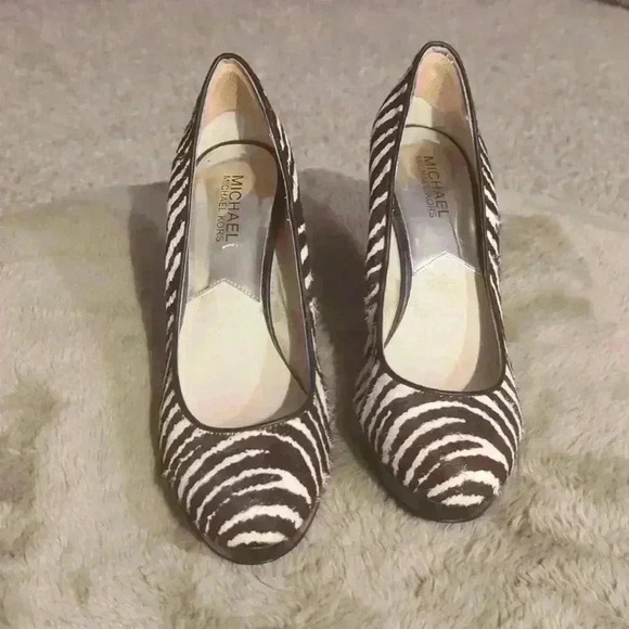 Michael Kors Real dyed cow hair zebra print heels. Size 7 1/2 - Picture 1 of 8